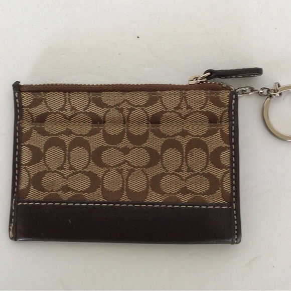 COACH MINI SKINNY SIGNATURE ID CASE KEY CHAIN - Picture 2 of 13